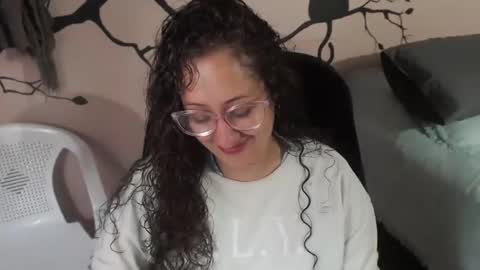 Snapshot of zoe_koller chatting on 11-24-25, 05:01 Zoe Koller online show from 11-24-25, 05:01