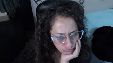 Zoe Koller online show from 06-15-26, 10:12