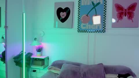 Zoe Lynch online show from 03-17-26, 11:24