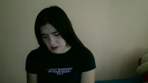 Snapshot of zoe_mill33r chatting on 11-04-25, 04:28 Zoe online show from 11-04-25, 04:28