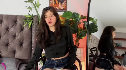 Zoe Olsen online show from 02-07-25, 01:32