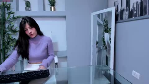 Snapshot of zoe_olsen__ chatting on 02-16-25, 02:10 Zoe Olsen online show from 02-16-25, 02:10