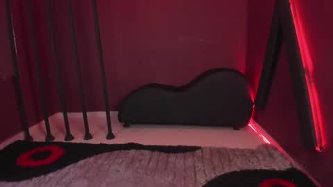 Snapshot of zoe_roux210949 chatting on 03-12-25, 11:42 Zoe online show from 03-12-25, 11:42