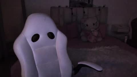 Zoe online show from 11-19-25, 11:32