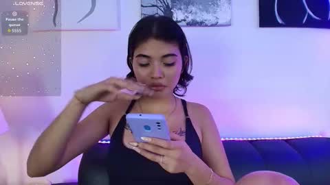 Zoe online show from 09-25-25, 04:38