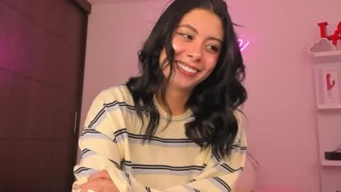 zoecams online show from 04-14-26, 07:20