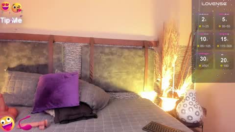 Zoe online show from 01-09-25, 02:51