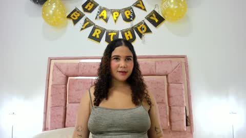 zoee online show from 12-21-24, 03:25