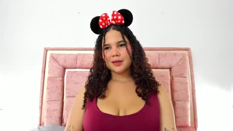 zoee online show from 01-16-25, 06:25