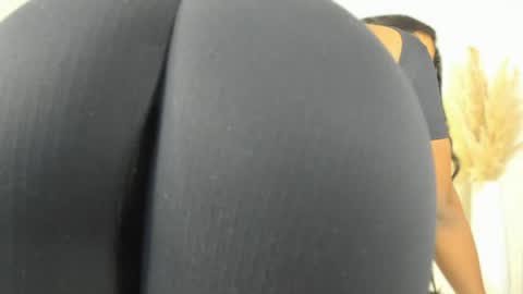 zoegarner10 online show from 04-16-26, 09:39