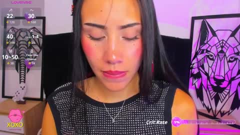 Laura  online show from 04-09-26, 06:19