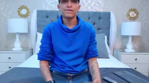 Zoe Krug online show from 10-24-25, 11:50