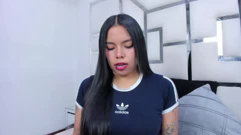 ZoeSwam online show from 02-10-26, 01:59