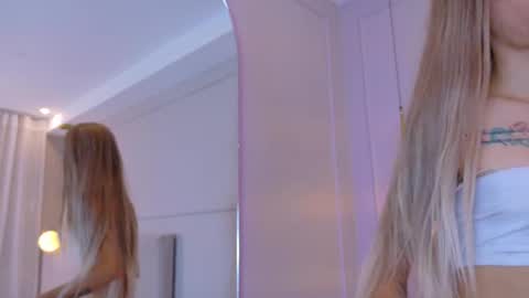 Zoey online show from 05-02-26, 11:59