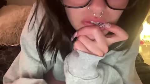 zoeyyb666 online show from 03-23-26, 04:27