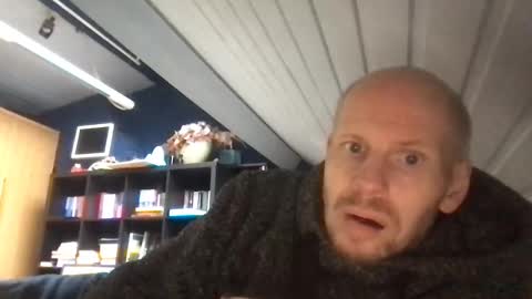 Snapshot of zolexthomas chatting on 12-16-24, 11:22 zolexthomas online show from 12-16-24, 11:22