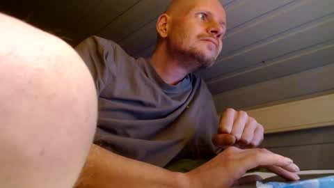 Snapshot of zolexthomas chatting on 03-02-25, 08:40 zolexthomas online show from 03-02-25, 08:40