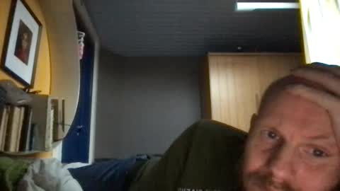 Snapshot of zolexthomas chatting on 11-13-25, 02:49 zolexthomas online show from 11-13-25, 02:49