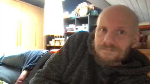 Snapshot of zolexthomas chatting on 11-25-25, 12:16 zolexthomas online show from 11-25-25, 12:16