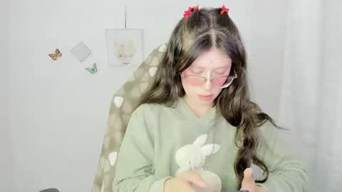 Alicie online show from 02-15-26, 05:04