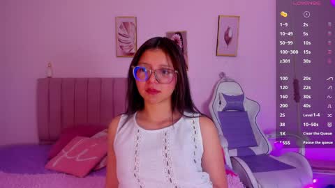 Zoe online show from 03-31-26, 12:05