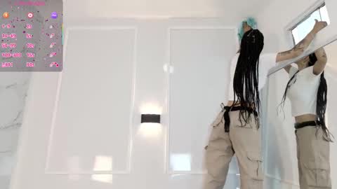 Violeta online show from 03-24-26, 11:48