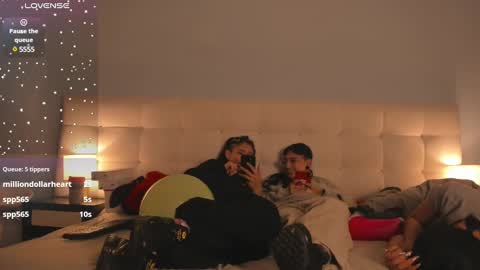 cintya kors online show from 01-11-25, 08:43