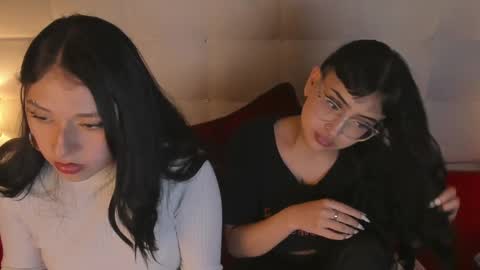 Snapshot of zowi_hottiee chatting on 03-01-25, 05:09 cintya kors online show from 03-01-25, 05:09