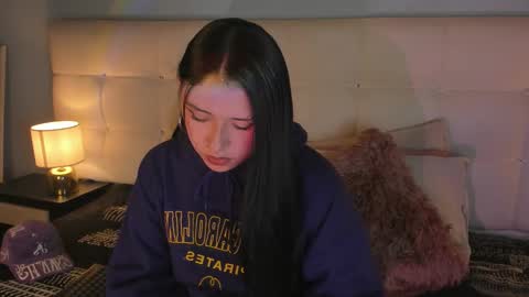 cintya kors online show from 09-25-25, 02:37