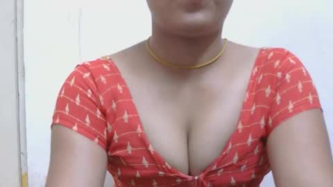 Zoya online show from 04-16-26, 02:40