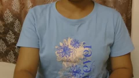 Snapshot of zoya_4u chatting on 07-10-26, 01:03 Zoya online show from 07-10-26, 01:03