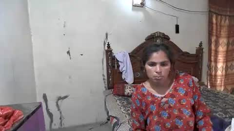 zoyakhan803 online show from 05-14-26, 07:37