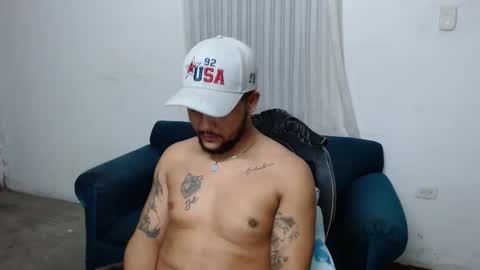 zues_gle25 online show from 10-12-25, 06:12