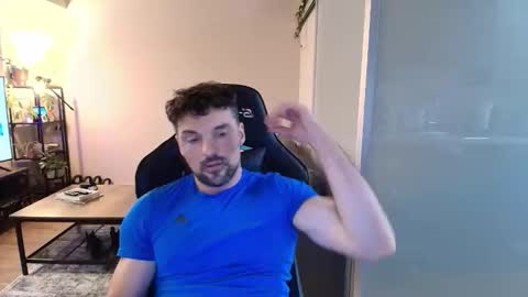 Zuko online show from 10-26-25, 05:02