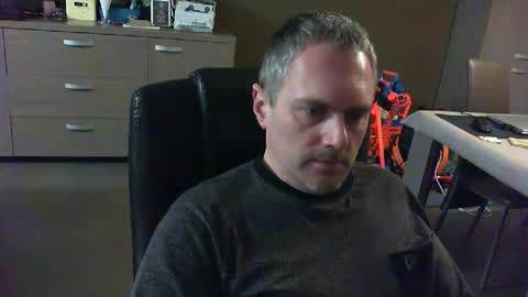 Snapshot of zultem chatting on 01-31-25, 04:47 zultem online show from 01-31-25, 04:47