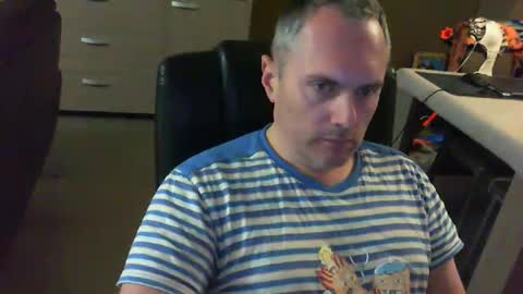 Snapshot of zultem chatting on 10-06-25, 03:48 zultem online show from 10-06-25, 03:48