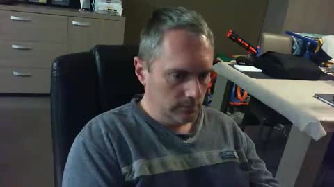 Snapshot of zultem chatting on 11-06-25, 04:46 zultem online show from 11-06-25, 04:46