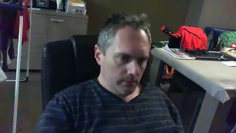 Snapshot of zultem chatting on 11-18-25, 04:50 zultem online show from 11-18-25, 04:50