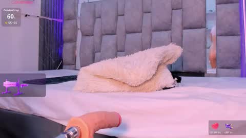 Zuly  online show from 02-19-26, 01:18