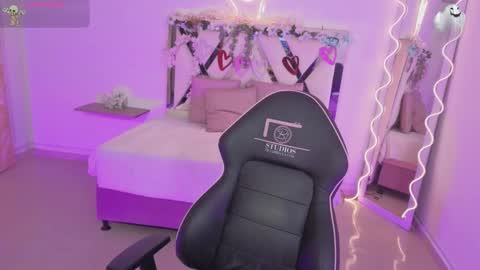 ZURY   online show from 10-30-25, 11:33