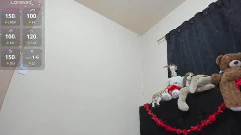 Im Zusan My schedule is from 1030pm to 430 am colombian time online show from 07-31-26, 12:32