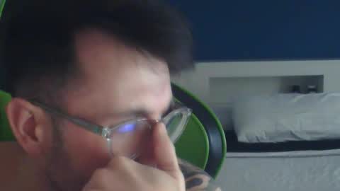 zusta10 online show from 11-19-25, 01:44