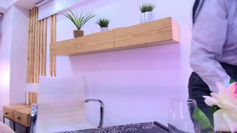 Snapshot of zuzana21 chatting on 05-19-26, 12:22 Zuzana21 online show from 05-19-26, 12:22