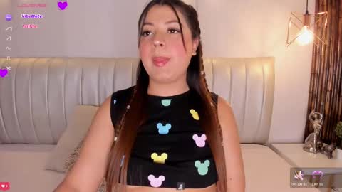 Snapshot of zuzu_sweet chatting on 10-28-25, 07:16 Zara online show from 10-28-25, 07:16