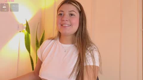 Snapshot of zuzu_sweet chatting on 07-10-26, 07:27 Zara online show from 07-10-26, 07:27