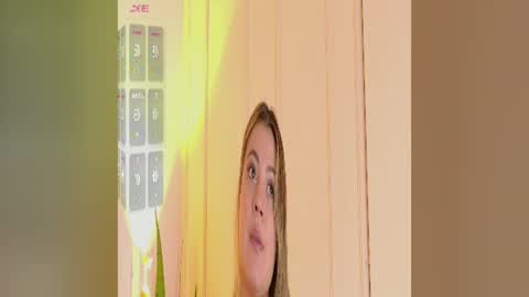 Snapshot of zuzu_sweet chatting on 07-27-26, 07:21 Zara online show from 07-27-26, 07:21