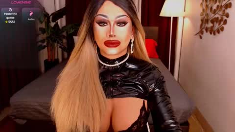 Snapshot of zyradom chatting on 03-04-25, 11:51 zyradom online show from 03-04-25, 11:51