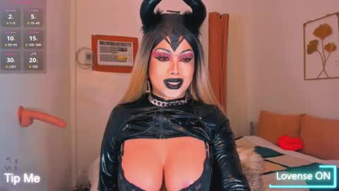 Snapshot of zyradom chatting on 11-04-25, 10:03 zyradom online show from 11-04-25, 10:03