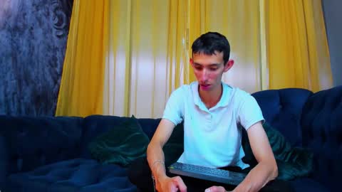 Zyro Nigth online show from 01-13-26, 07:30