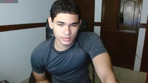 Snapshot of zyrosxk chatting on 09-21-25, 10:00 antonio felipe online show from 09-21-25, 10:00